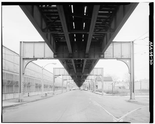 Washington Street Elevated, at Brookley Road, 1982